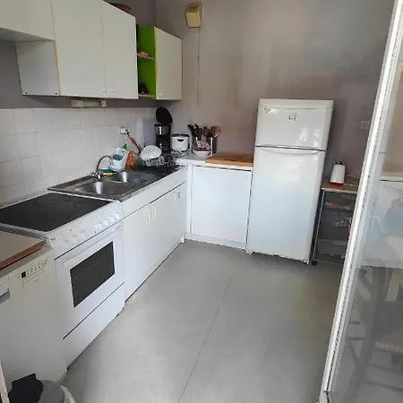 Apprt 3 Chambres 80m2 Pres De La Gare Et Des Commerces Appartement